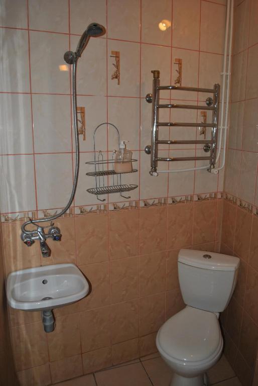 Hostel Comfort Lviv Værelse billede