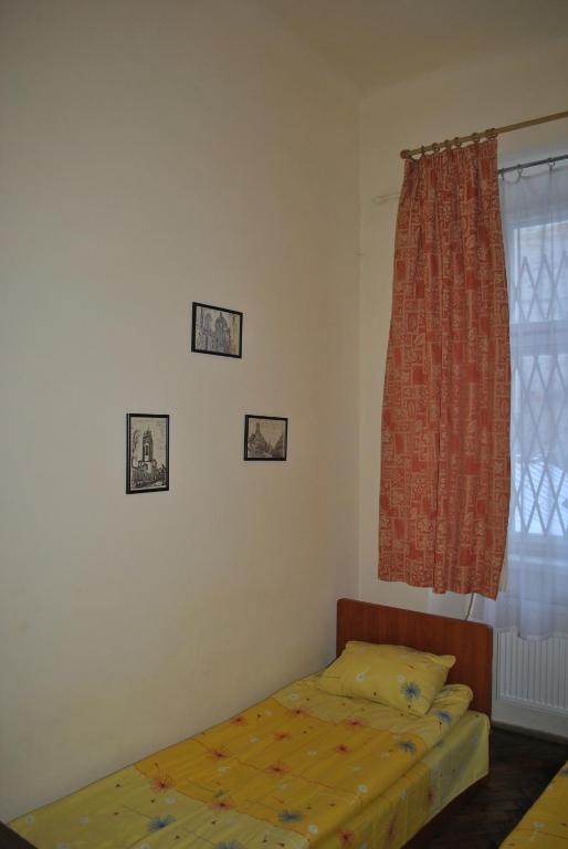 Hostel Comfort Lviv Værelse billede